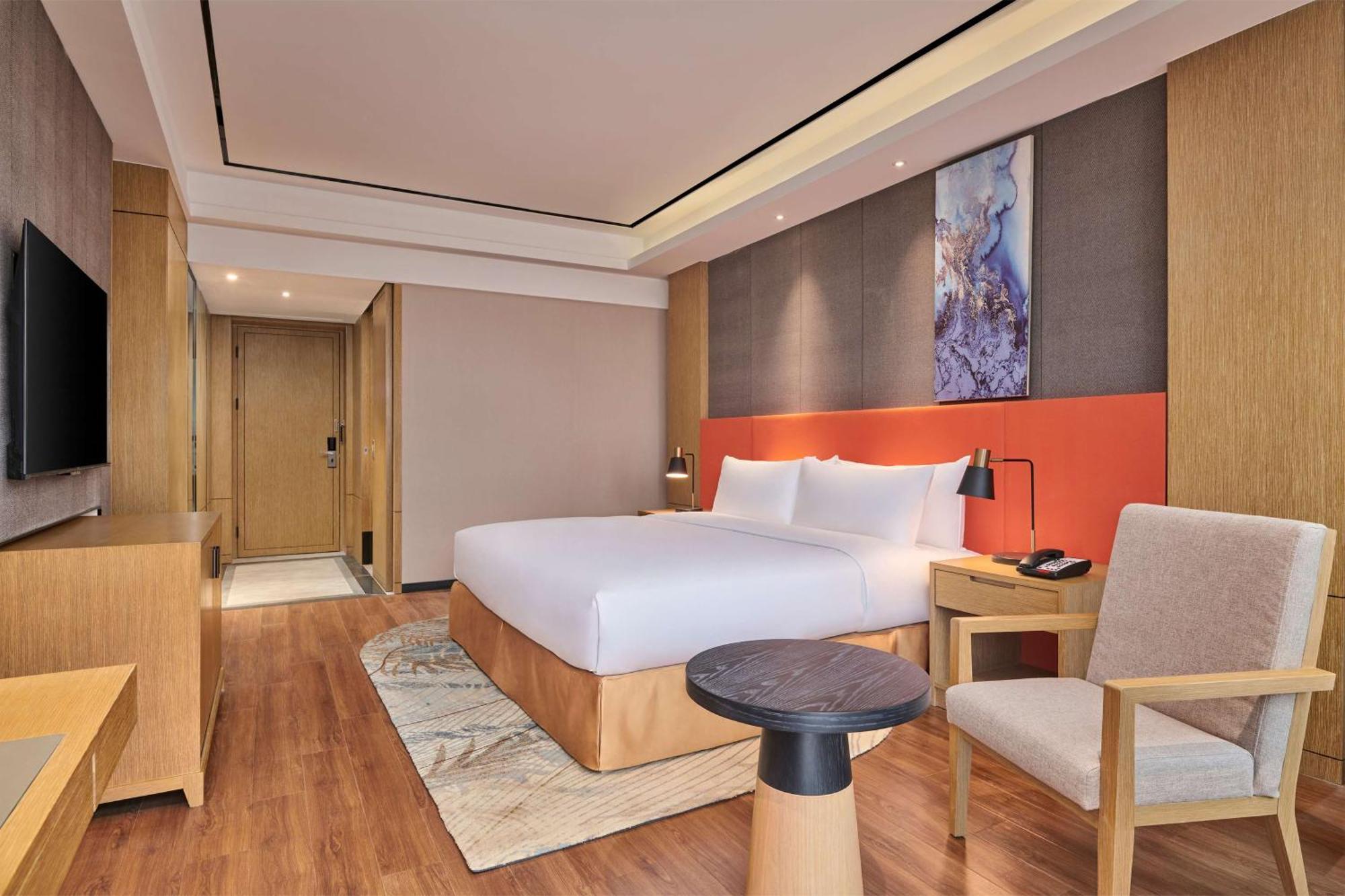 Hilton Garden Inn Wuhan Hankou Экстерьер фото