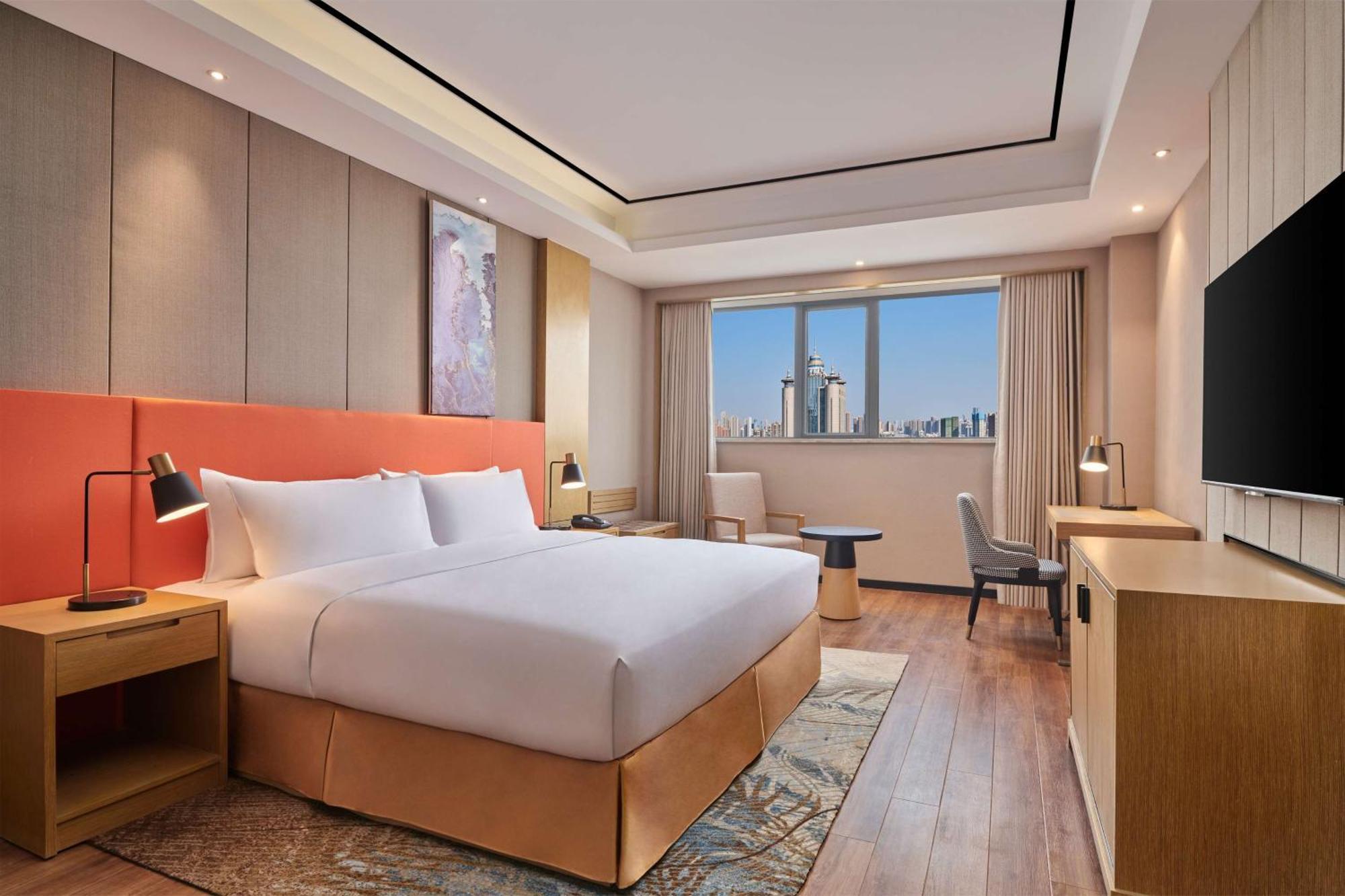 Hilton Garden Inn Wuhan Hankou Экстерьер фото