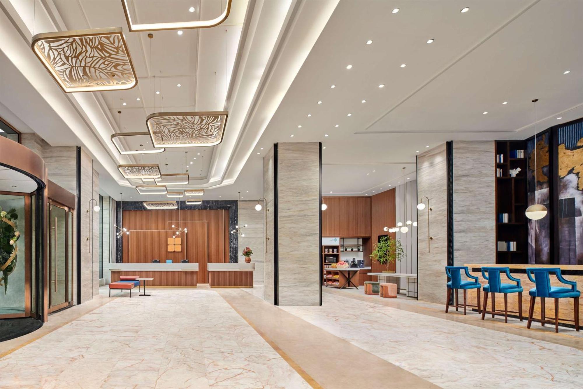 Hilton Garden Inn Wuhan Hankou Экстерьер фото