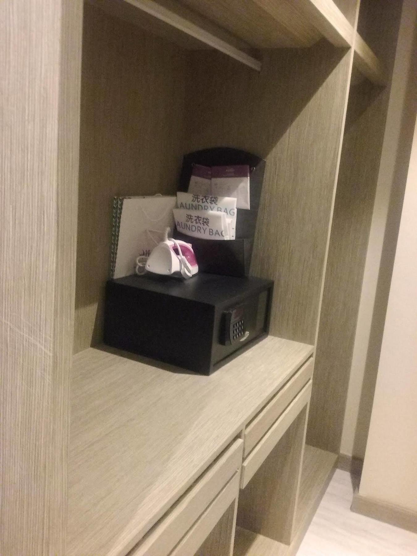 Hilton Garden Inn Wuhan Hankou Экстерьер фото
